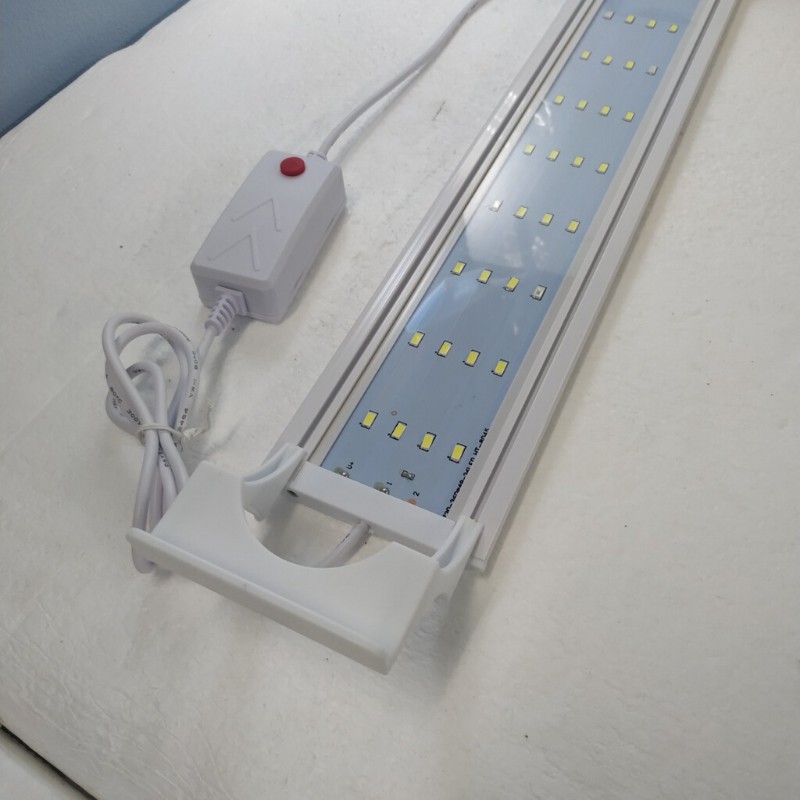 Đèn LED hồ cá 40cm FULL TRẮNG dùng cho hồ cảnh 40cm với 4 dãy đèn phù hợp cho hồ cá , hồ thủy sinh