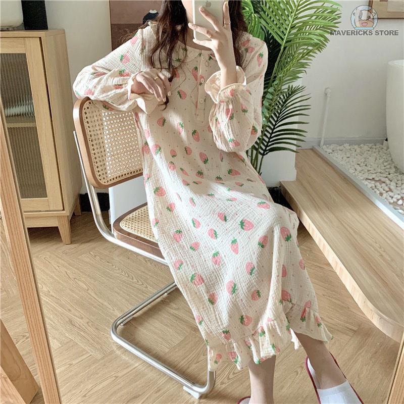 Đồ ngủ tay dài in hình quả dâu dễ thương phong cách Hàn Quốc cho nữ
