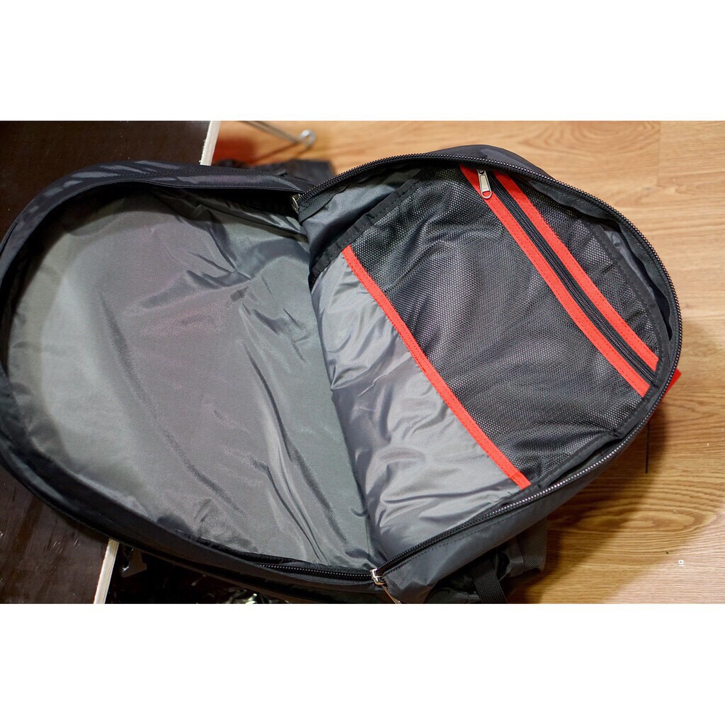 Balo du lịch- balo văn phòng size lớn có ngăn laptop TNF Onsight