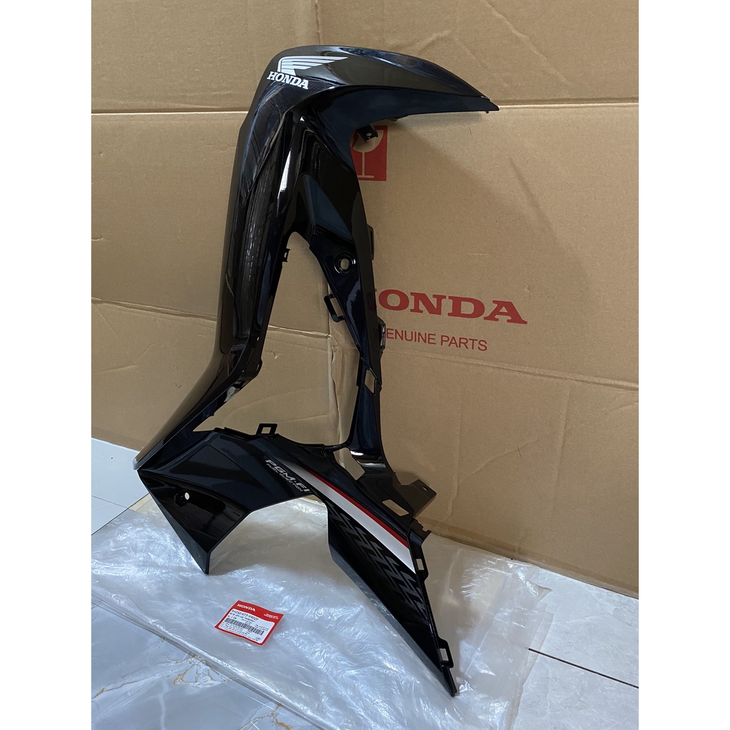 Bộ ốp yếm bên trái HONDA FUTURE 125 năm 2018-2019 màu Đen.