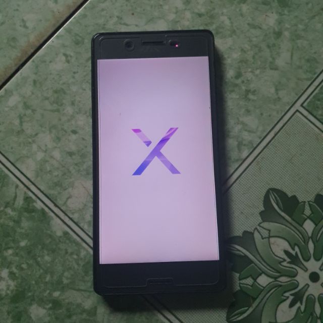 Điện thoại sony x chính hãng không phải hàng xách tay đâu nhé.ram 3gb rom 64gb 2 sim