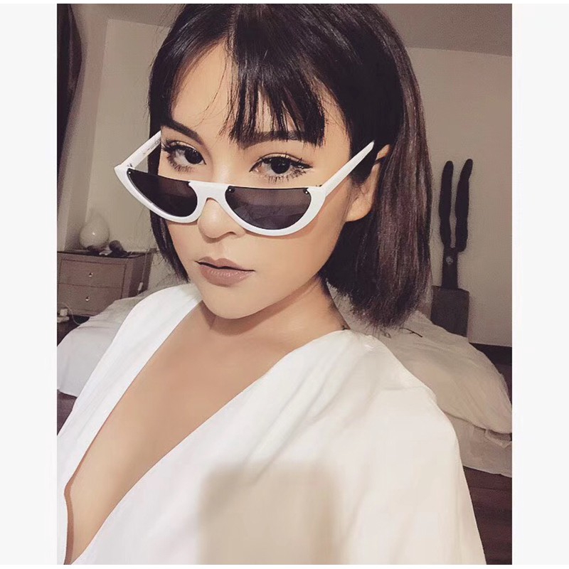 Kính mát tròng trong suốt phong cách trẻ trung cá tính dành cho nữ