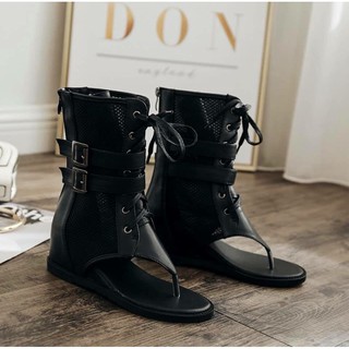 Giày boots xỏ ngón 2 khóa đế độn cổ lửng(B01)