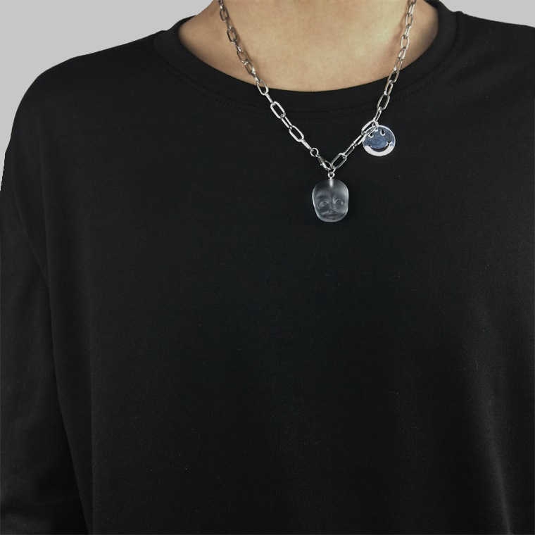 Dây Chuyền Mặt Búp Bê Emoji Trong Suốt 22119