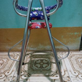 Ghế ngồi xe máy tay ga cho bé