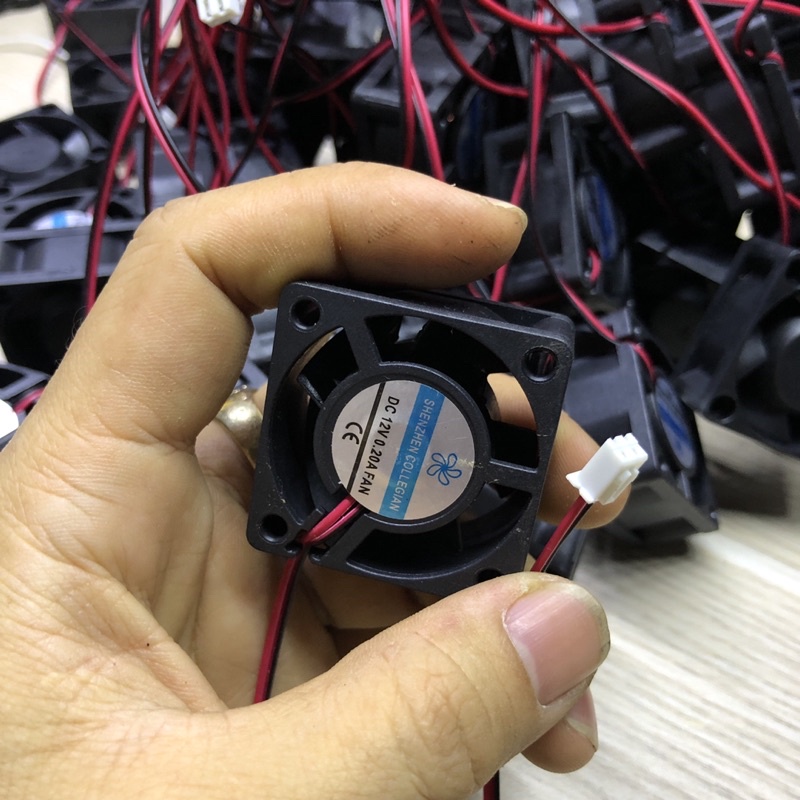 Quạt Tản Nhiệt 12V/0.2A Kích Thước 4x4x2cm
