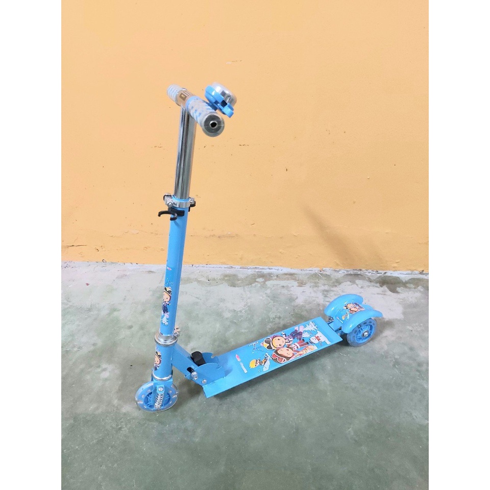Xe trượt scooter có đèn led cho bé