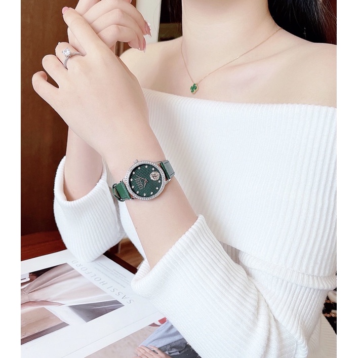 Đồng hồ nữ dây da Versus by Versace Dial Green New Model