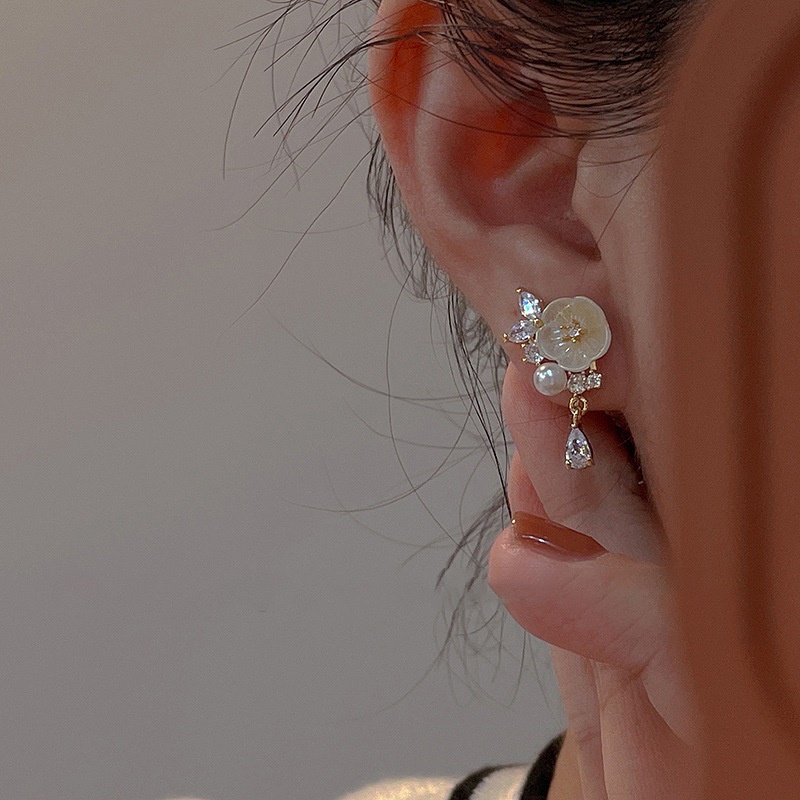 Khuyên Tai Mạ Vàng Đính Ngọc Trai Hình Hoa Phong Cách Pháp Thời Trang