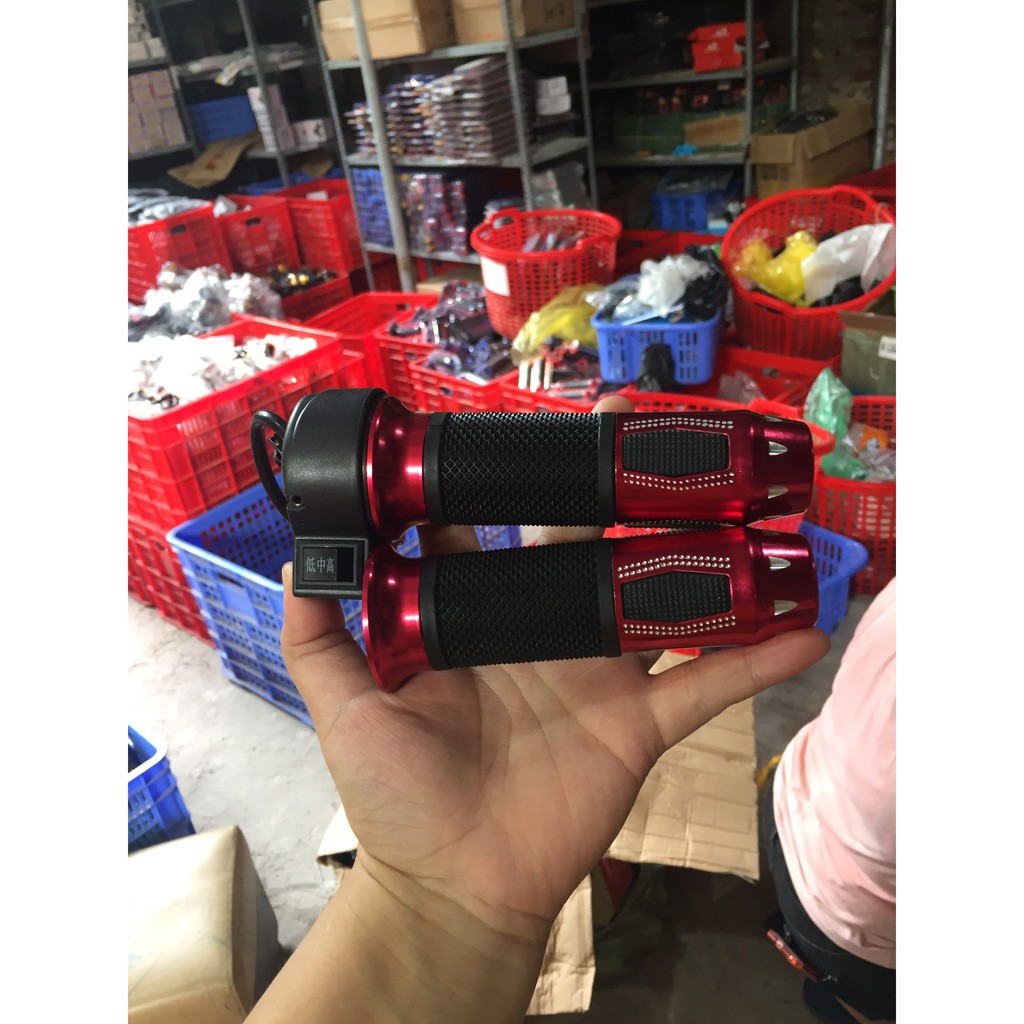 Tay Ga Nhôm Tốc Độ