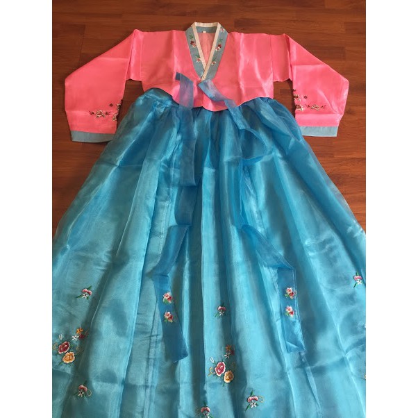Hanbok Hàn quốc nàng Dae Jang Geum-có link cho bé gái nha. Hàng đặt trước 10 ngày. S3