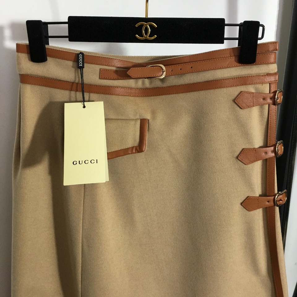 Chân váy nữ thời trang cao cấp Gucci GG GC phong cách trẻ trung, thời thượng