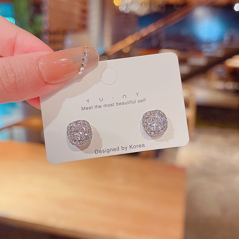 Đôi bông tai hình vuông đính đá zircon siêu lấp lánh dành cho nữ bông tai đính đá nam