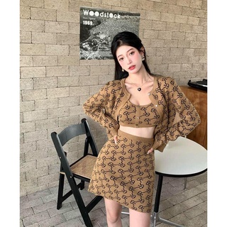 Combo váy len kèm áo khoác Cardigan