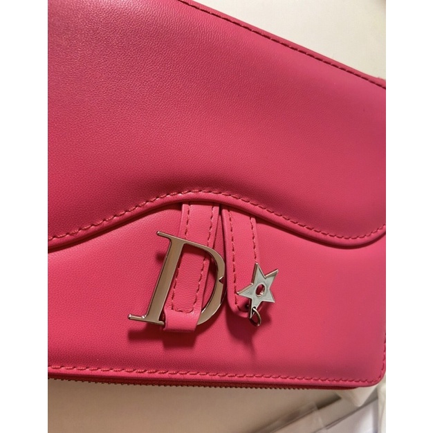 Gift dior đì o hồng xinh