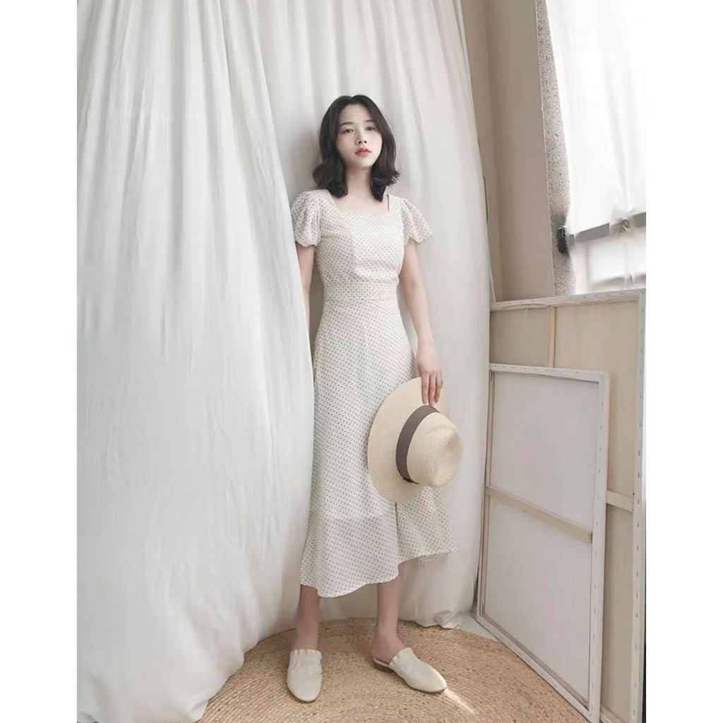Bako Dress - Đầm trắng chấm bi cổ vuông
