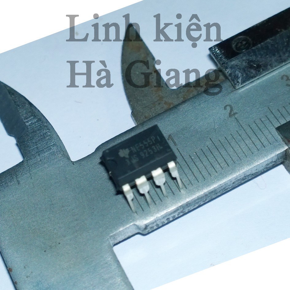 5 chiếc IC ne555 tạo dao động