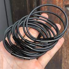Vòng Tay Nam Nữ dây cao su đen 3 li chốt khóa đen chắc chắn TUDO - Kho vòng phong thủy