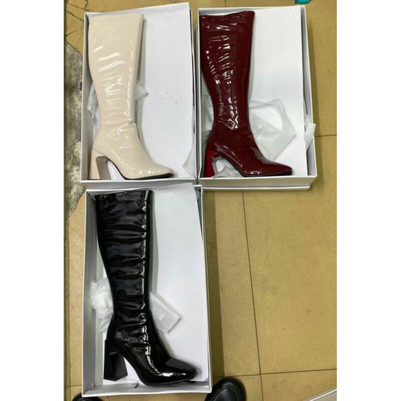 boot đùi gót vuông da bóng gót cong 7cm đen kem hàng hộp | BigBuy360 - bigbuy360.vn