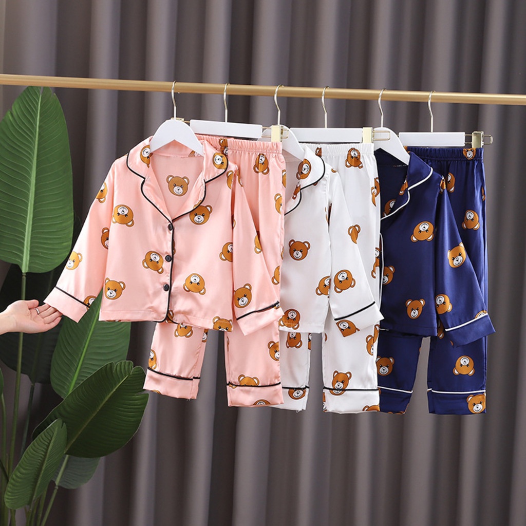 Đồ Bộ Pijama Dài Tay In Hình Gấu Chất Lụa Satin Cao Cấp, Đồ Ngủ Lụa Cho Bé Từ 7-28Kg - MOOBABY SHOP