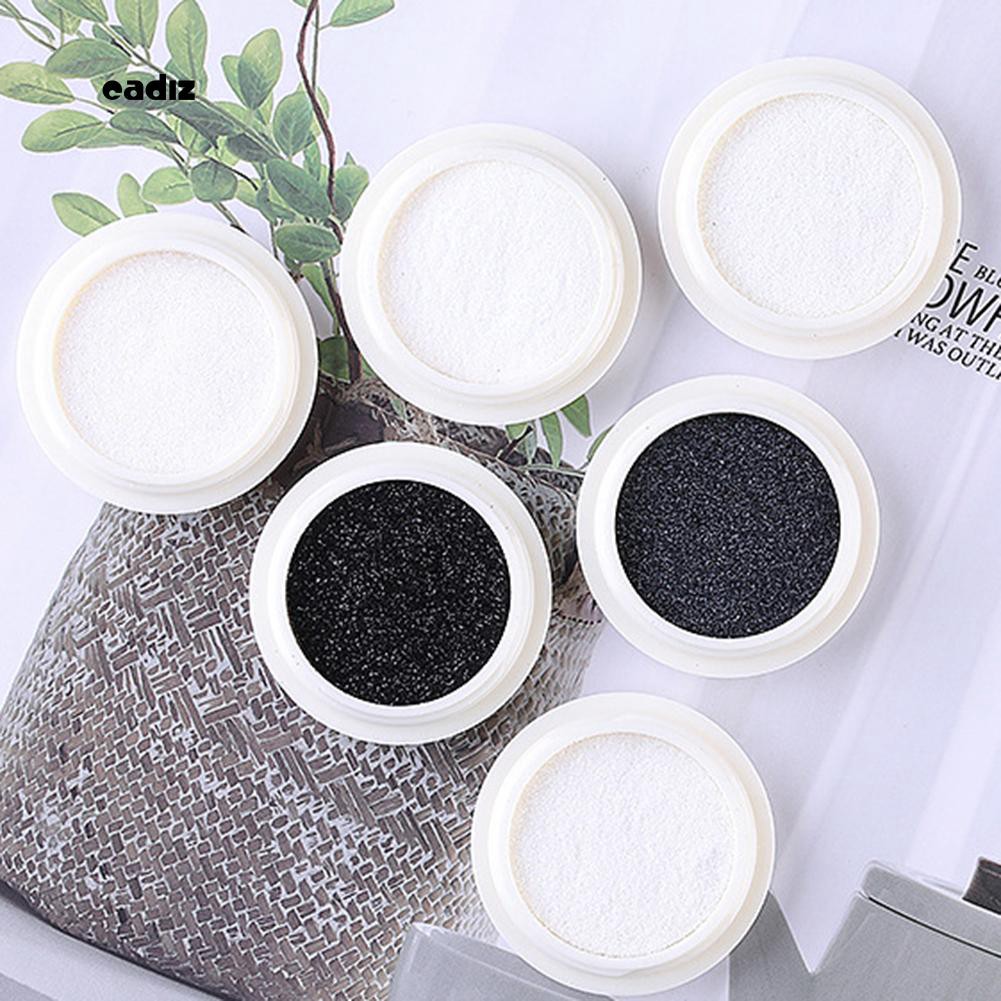 Bột kim tuyến dùng để trang trí móng nghệ thuật