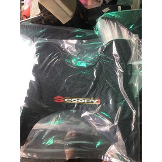 Thảm lót chân xe Scoopy kiểu indo