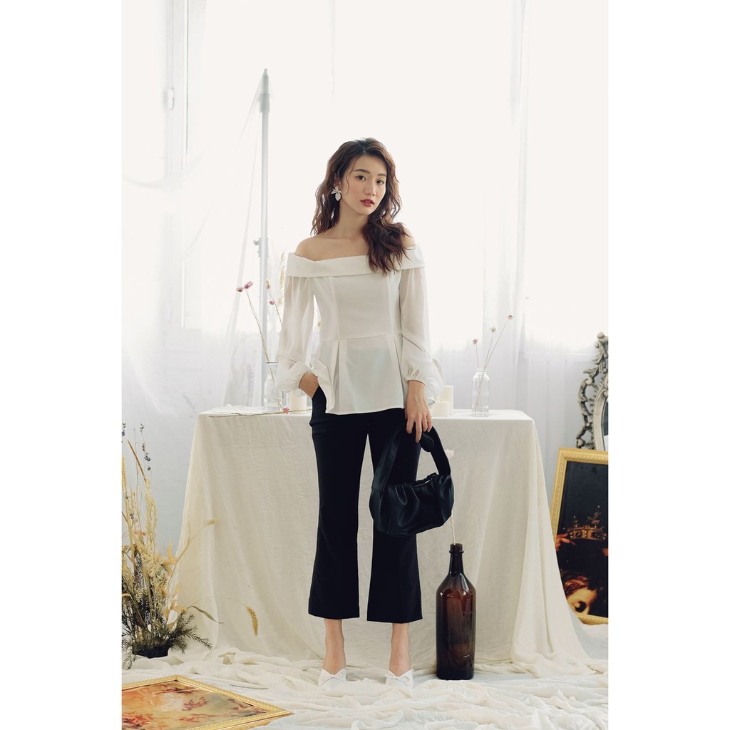 25 STUDIO Quần ống loe lửng cạp cao Flare Pants