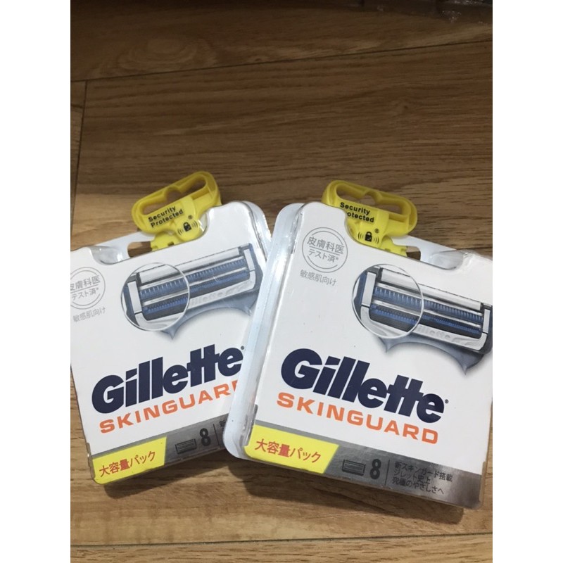 Vỉ 8 lưỡi dao cạo râu Gillette skinguard dành cho da nhạy cảm