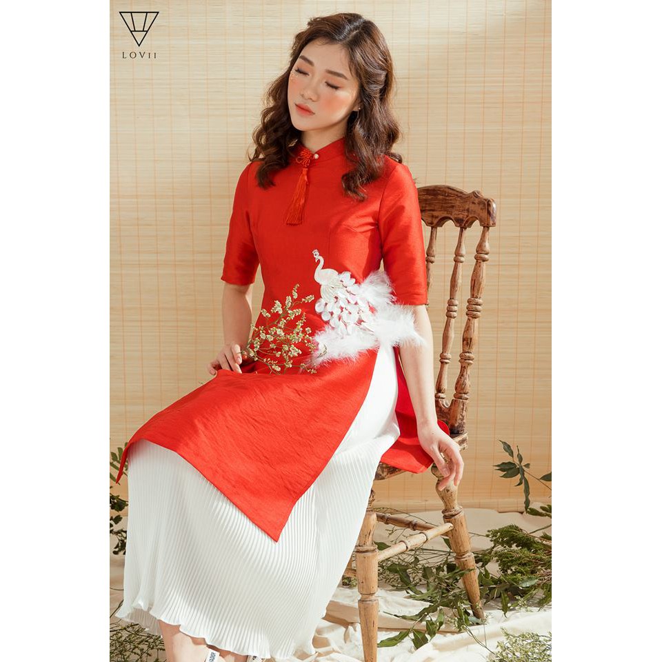 Chân váy xếp ly trắng