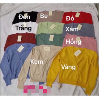 Áo khoác len lửng mẫu mới phối nút nhỏ.