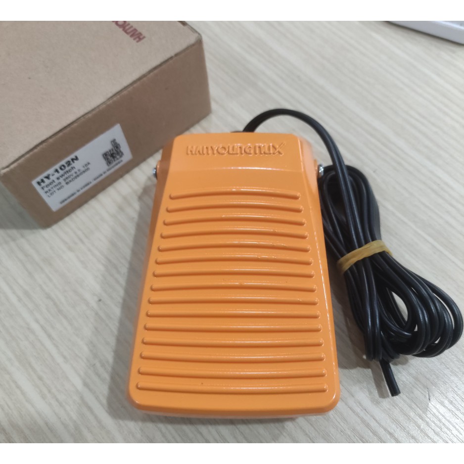 Công tắc bàn đạp Hanyoung HY-101, HY-102N, HY-103N