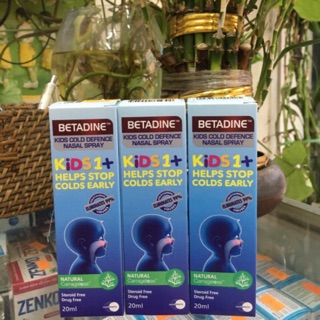 (T8/2022) BETADIN Kids Cold Defence Nasal Spray xịt mũi cho bé từ 1 tuổi.