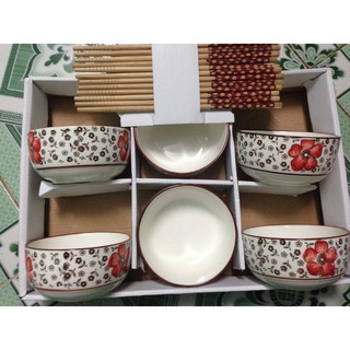 Bát ăn cơm Nhật Bản