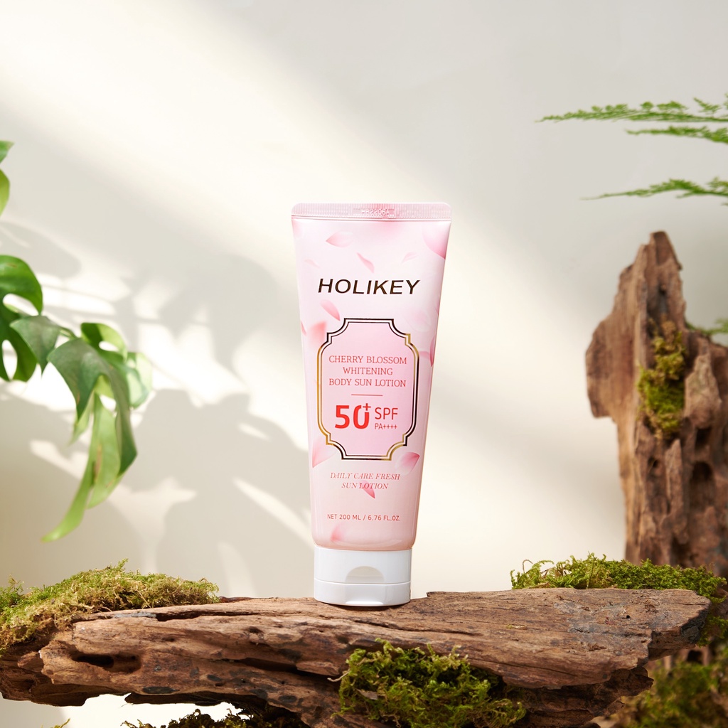 Kem Body Trắng Da Chống Nắng Holikey Hàn Quốc Cherry Blossom Whitening Lotion Giúp Trắng Da & Dưỡng Ẩm 200ml