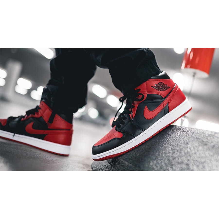 [FreeShip] [Ảnh thật] Giày thể thao nam nữ Jodan 1s đỏ đen  Chicago Bulls Mang Thiết kế của quỷ mã JDCB Manh_Sneaker
