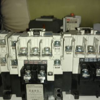 Khởi động từ (contactor) Mitusbishi 21A