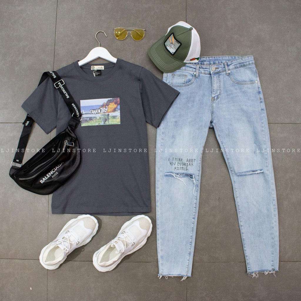 Quần jean nam màu xanh dương rách gối in chữ vải dày cầm nặng tay mã 9600 | BigBuy360 - bigbuy360.vn