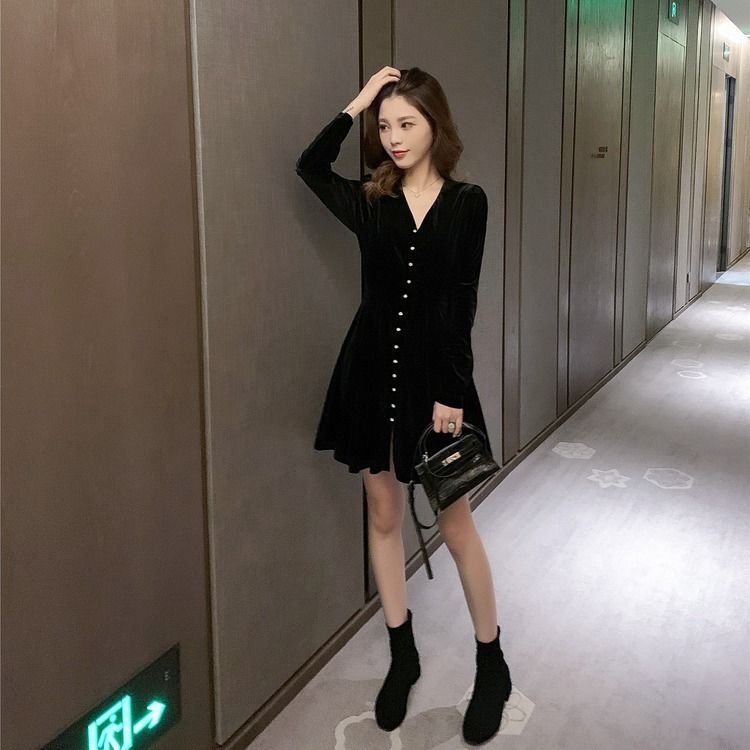 Đầm Nhung Tay Dài Cổ Chữ V Màu Đỏ/Đen Phong Cách Đơn Giản Dành Cho Nữ