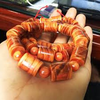 VÒNG GỖ NU HUYẾT LONG ĐÔT TRÚC