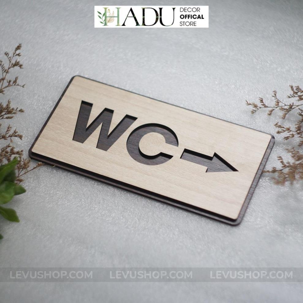 Bảng gỗ WC dán tường có mũi tên chỉ hướng nhà vệ sinh Hadu DECOR-TL06 - HaduDecor