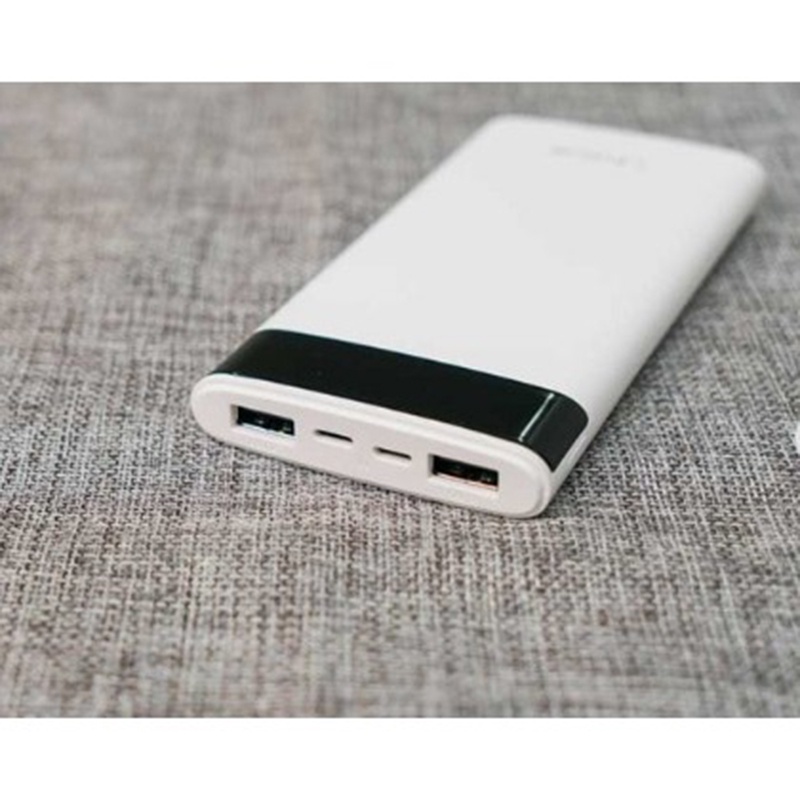 Sạc pin dự phòng 20000 mAh chính hãng ivalue 2 đầu ra 2 đầu vào. Nạp lại đơn giản bằng sạc điện thoại iphone, samsung.