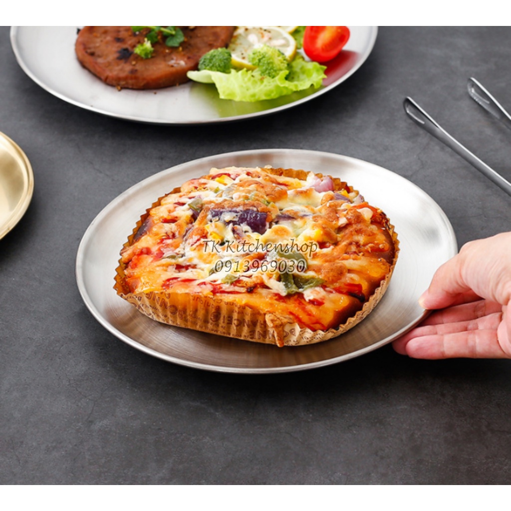 Đĩa inox tròn Hàn Quốc 17cm chất liệu inox mờ 304 cao cấp đựng bánh, hoa quả, kiểu dáng hiện đại, giúp decor món ăn