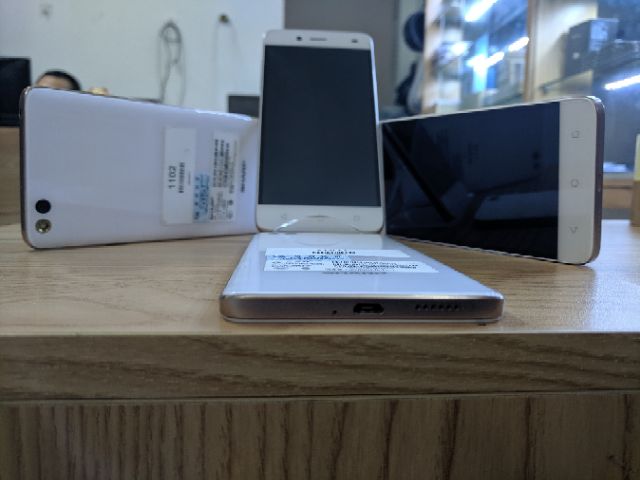 Điện Thoại SHARP MS1 2Sim chiến GAME Mobile ngon lành | BigBuy360 - bigbuy360.vn