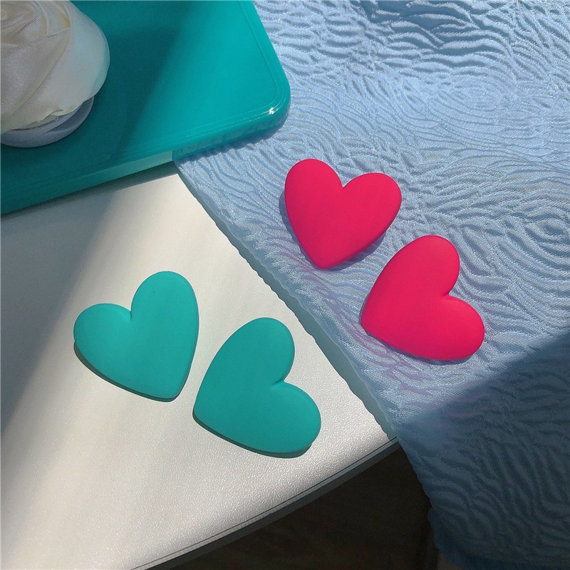 Khuyên Tai Hình Trái Tim Lớn Phong Cách Mới 2022