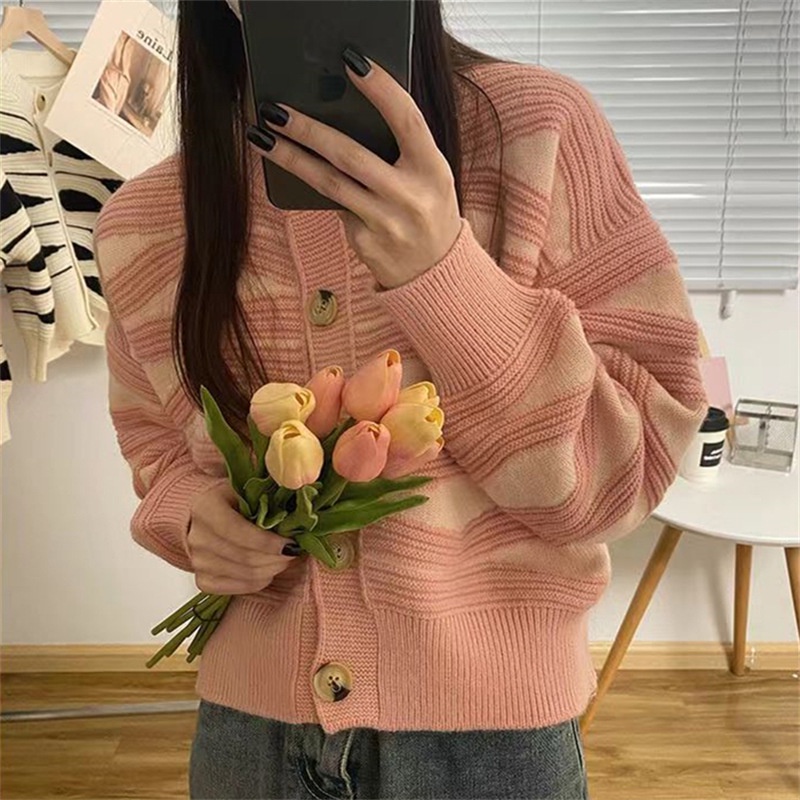 Áo Cardigan Dệt Kim Cổ Tròn Hoạ Tiết Kẻ Sọc Phong Cách Vintage