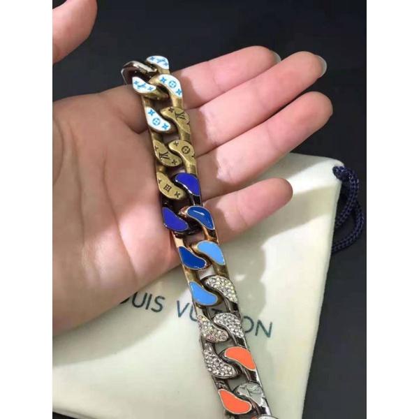 Dây chuyền louisvuitton