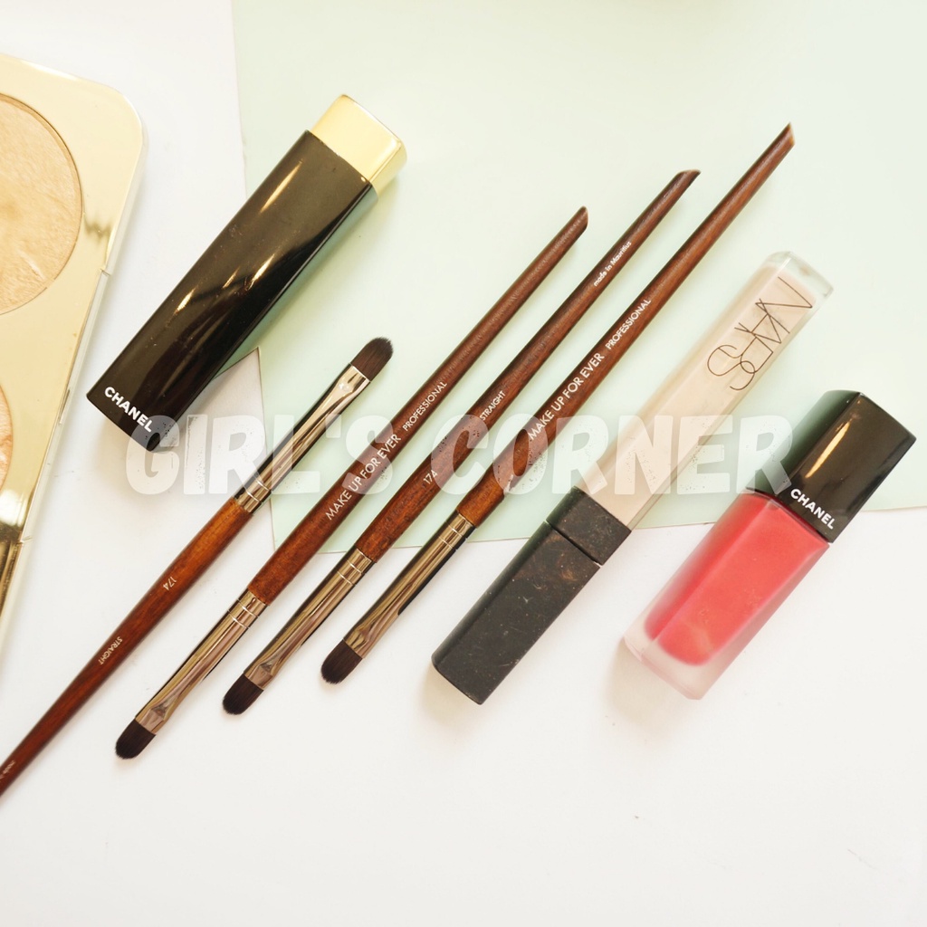Cọ môi - che khuyết điểm Makeup Forever 174