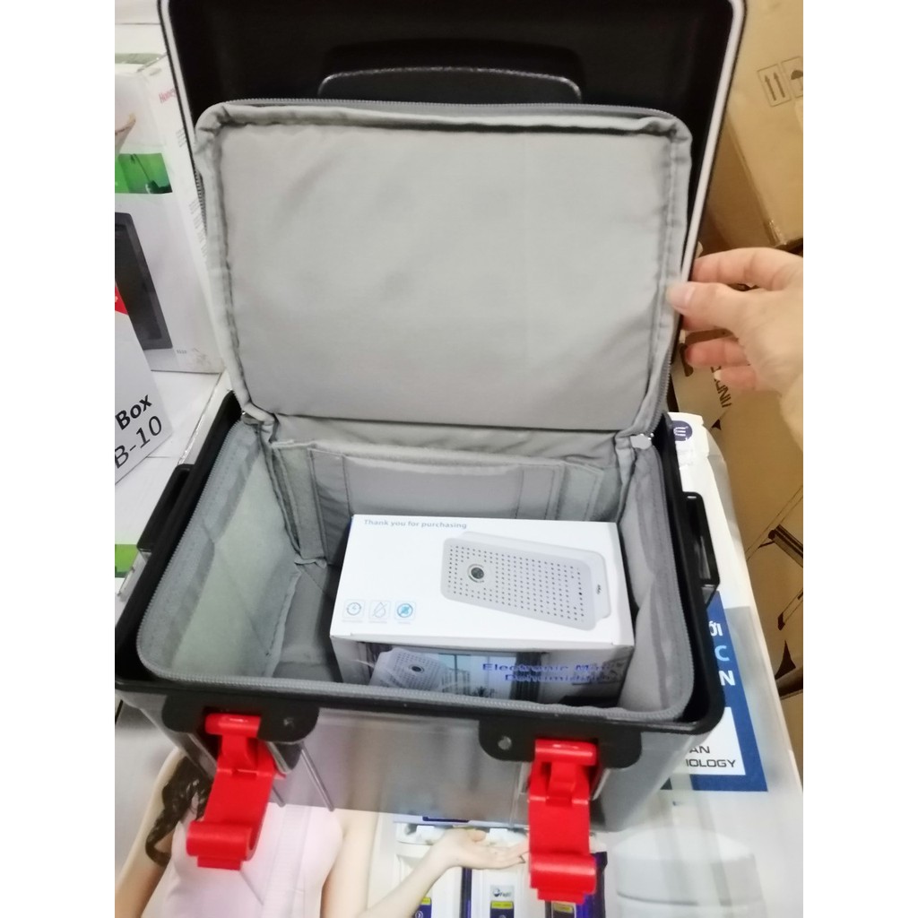 [ảnh thật] Hộp chống ẩm máy ảnh Drybox B10-Màu đen ( dung tích 10 Lít, bộ hút ẩm dùng điện sạc sử dụng 15-30 ngày)