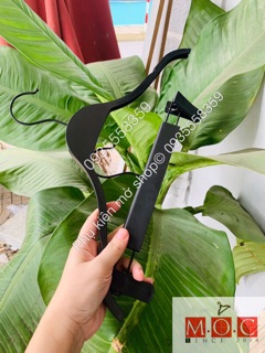 Móc áo nhựa đen người lớn