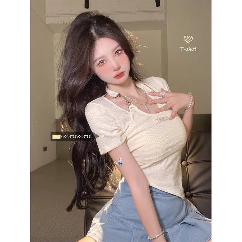 Áo Croptop MIRA.CLOSET Thun Gân Vạt Nhọn Phối Cổ Yếm Xích Lấp Lánh A5446